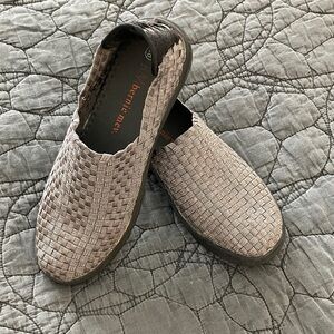 Bernie Mev Claudia Gray Woven Slip-Ons